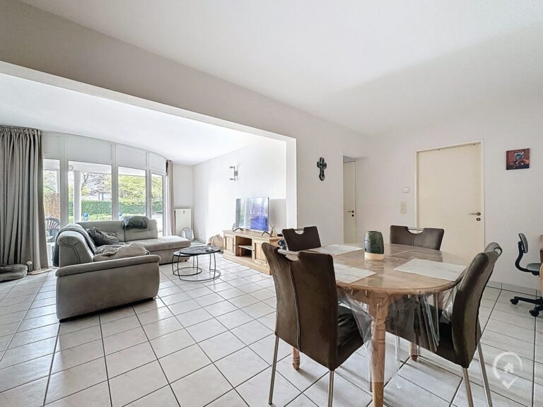 Condrogest - Appartement rez-de-chaussée 2 chambres à vendre à Ciney