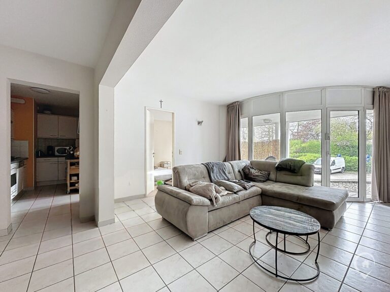 Condrogest - Appartement rez-de-chaussée 2 chambres à vendre à Ciney