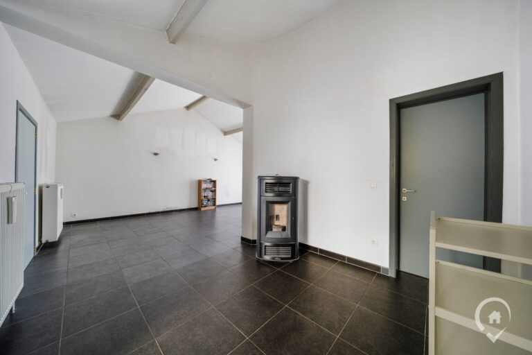 Condrogest - Maison de plain-pied 2 chambres à vendre à Dinant