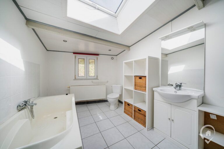 Condrogest - Maison de plain-pied 2 chambres à vendre à Dinant