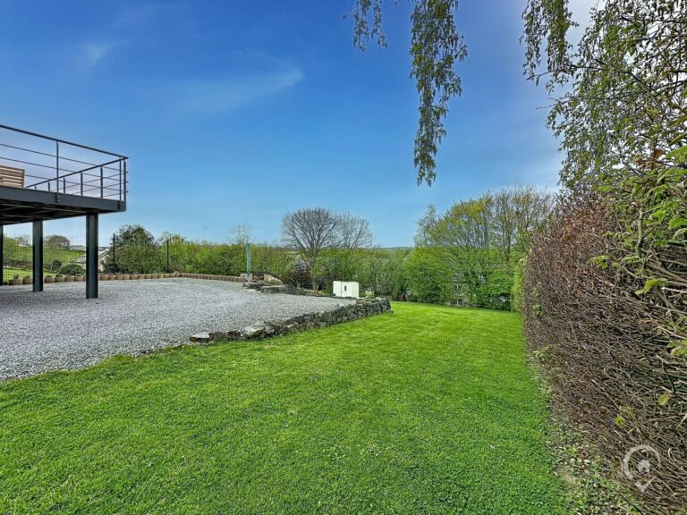 Condrogest - Maison en pierre 3 chambres à vendre à Fays