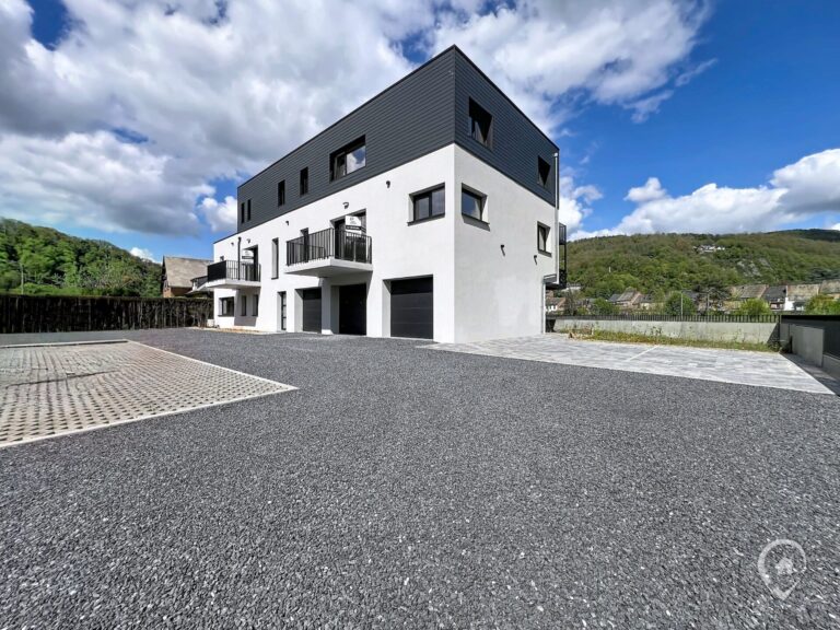 Condrogest - Appartement rez 3 chambres avec jardin à vendre à Yvoir