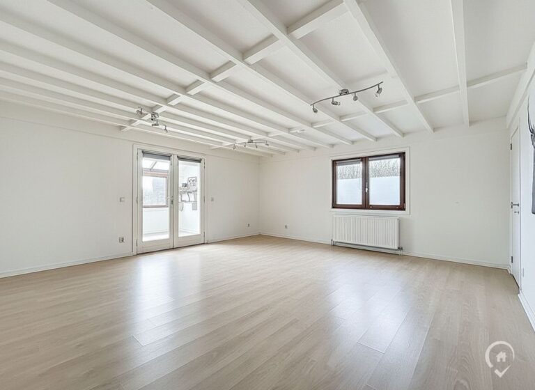 Condrogest - SOUS OPTION !!! Maison de plain-pied 3 chambres à vendre à Schaltin