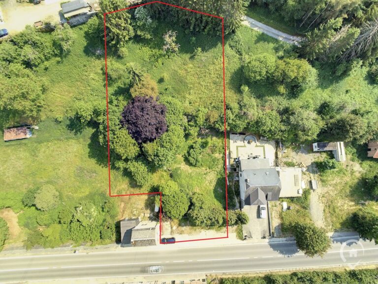 Condrogest - Terrain à bâtir à vendre à proximité du centre de Dinant