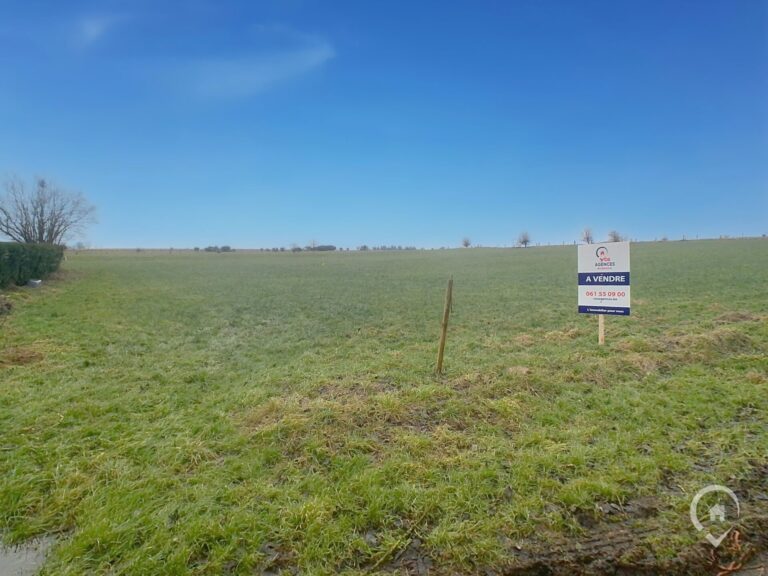 Condrogest - Belle parcelle à bâtir de 9 ares à vendre à Bertrix