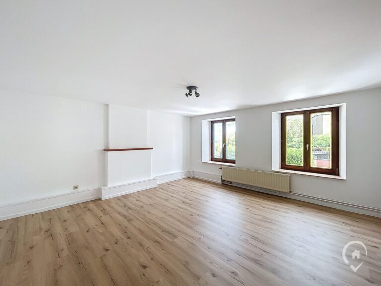 Condrogest - Maison 2 chambres à Beauraing SOUS OPTION