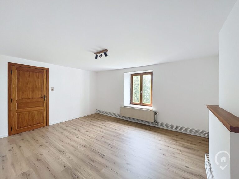 Condrogest - Maison 2 chambres à Beauraing SOUS OPTION