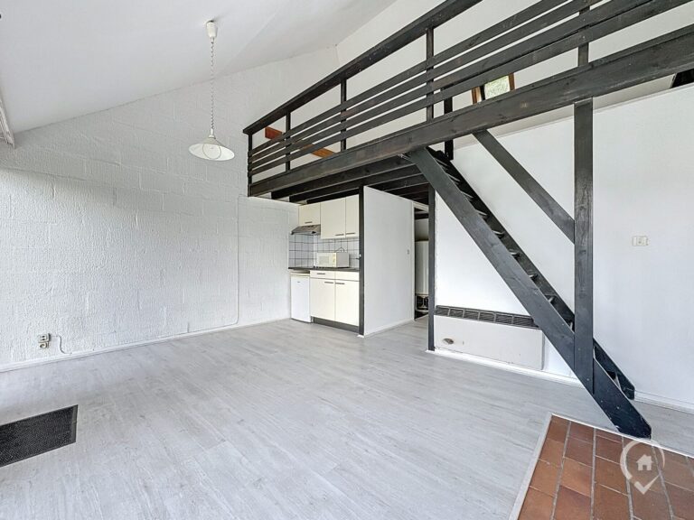 Condrogest - Bungalow 2 chambres sur les hauteurs d'Hastière à vendre