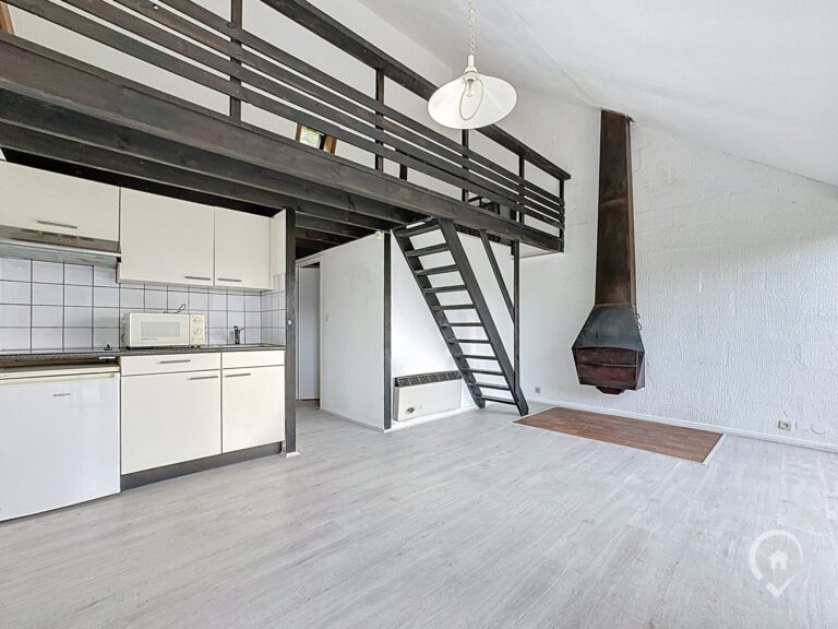 Condrogest - Bungalow 2 chambres sur les hauteurs d'Hastière à vendre