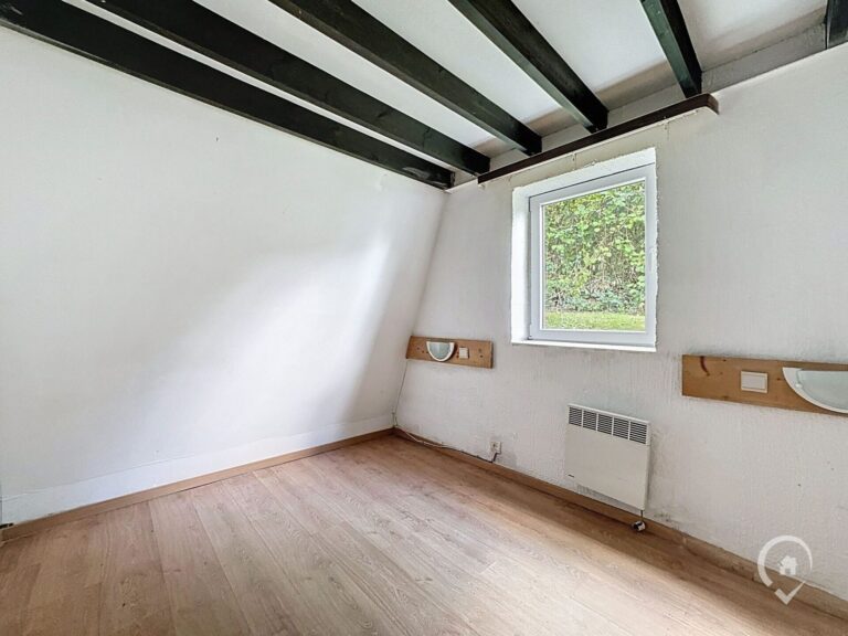 Condrogest - Bungalow 2 chambres sur les hauteurs d'Hastière à vendre