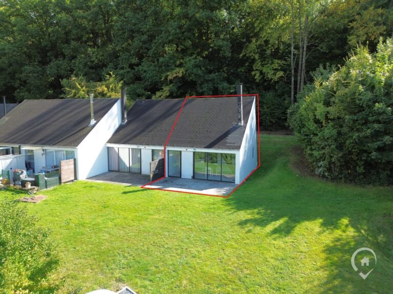 Condrogest - Bungalow 2 chambres sur les hauteurs d'Hastière à vendre