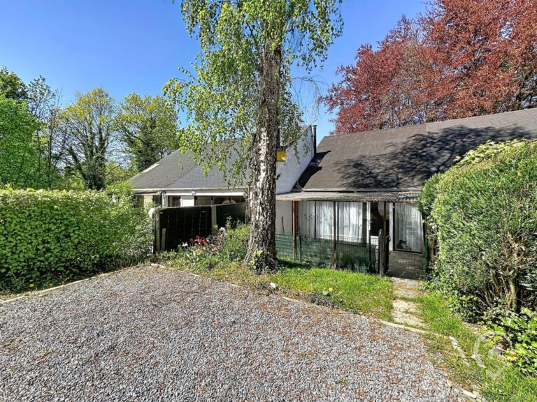 Condrogest - Bungalow à vendre à Hastière
