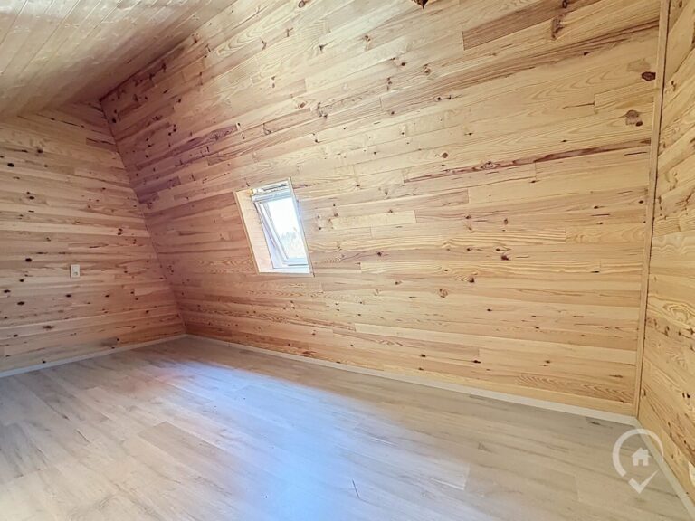Condrogest - Bungalow à vendre à Hastière