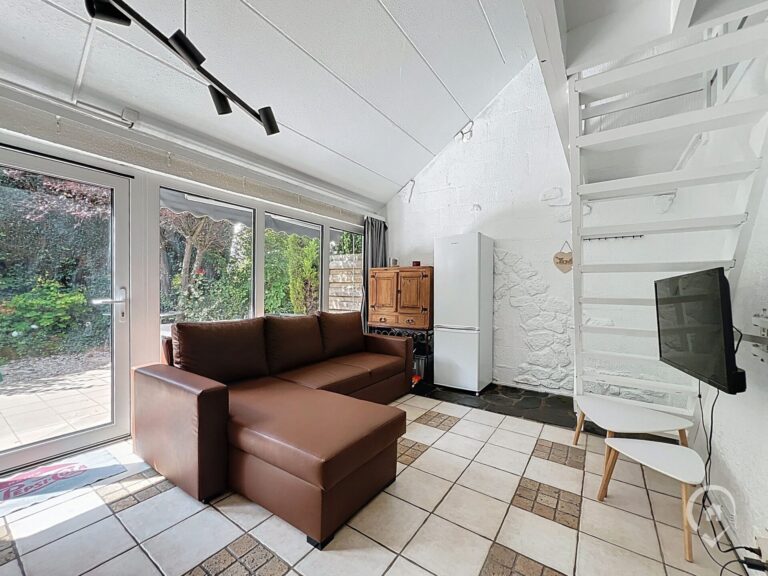 Condrogest - Bungalow 2 chambres avec terrasse à vendre à Hastière