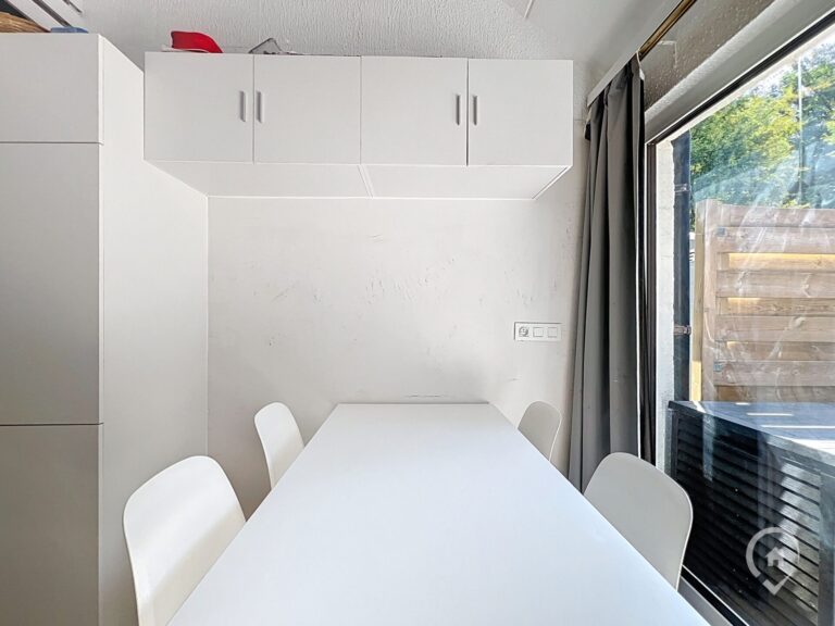 Condrogest - Bungalow 2 chambres avec terrasse à vendre à Hastière