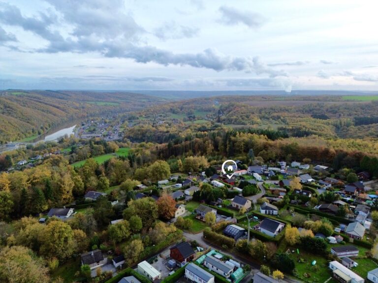 Condrogest - Chalet 1 chambre à vendre à Hastière