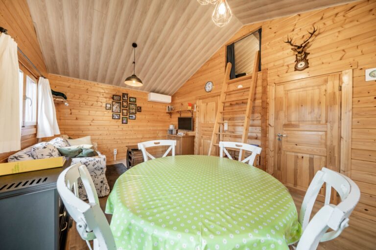 Condrogest - Chalet 1 chambre à vendre à Hastière