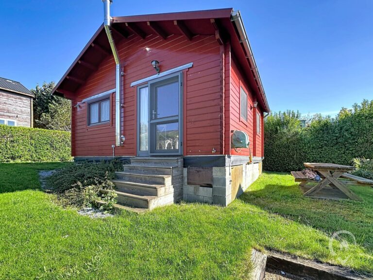 Condrogest - Chalet 1 chambre à vendre à Hastière