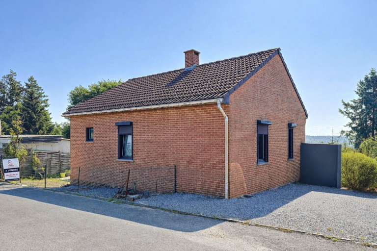 Condrogest - Maison 2 chambres à vendre à Hastière