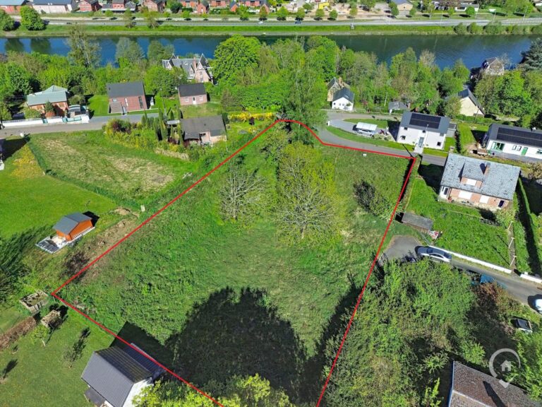 Condrogest - Terrain à lotir de 28 ares pour 4 lots à vendre