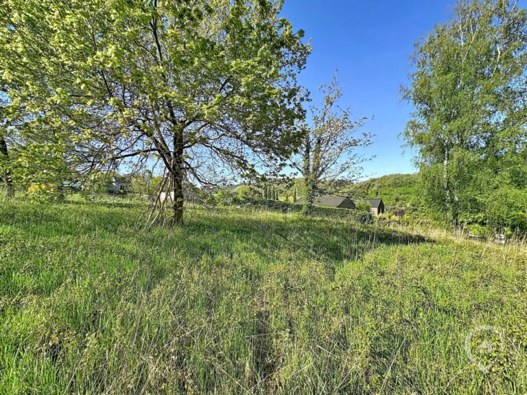 Condrogest - Terrain à lotir de 28 ares pour 4 lots à vendre