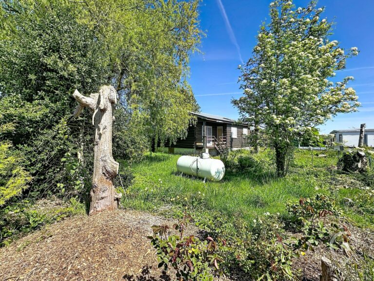 Condrogest - Maison 4 façades sur une parcelle de 5 ares