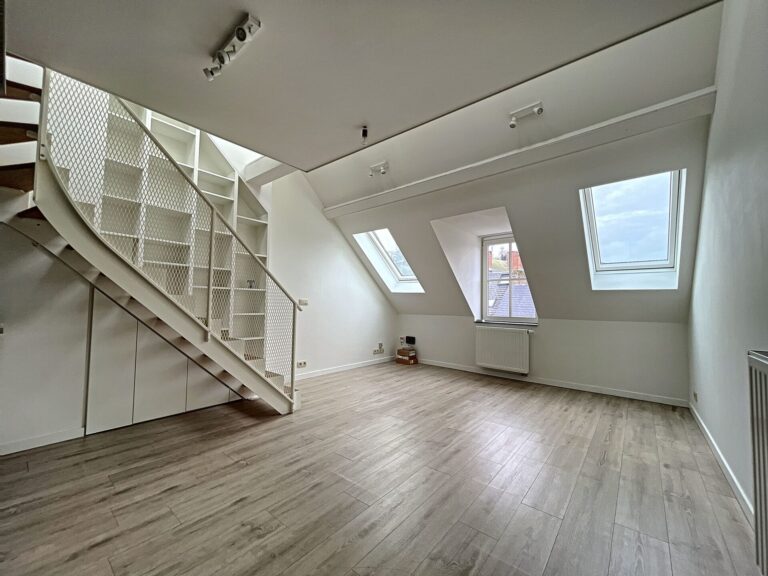 Condrogest - Duplex à louer en plein centre de Namur