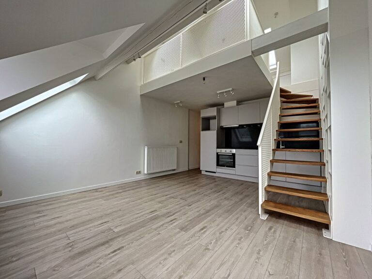 Condrogest - Duplex à louer en plein centre de Namur