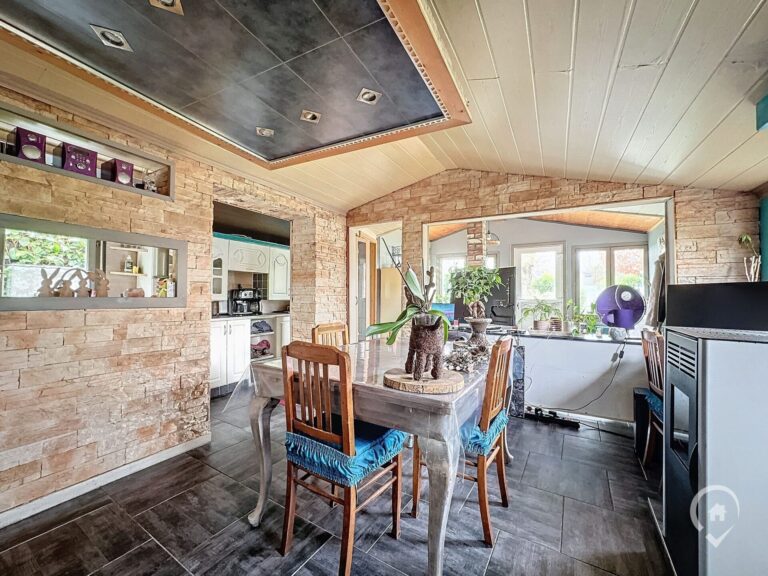 Condrogest - Chalet 1 chambre + terrain à vendre à Hastière