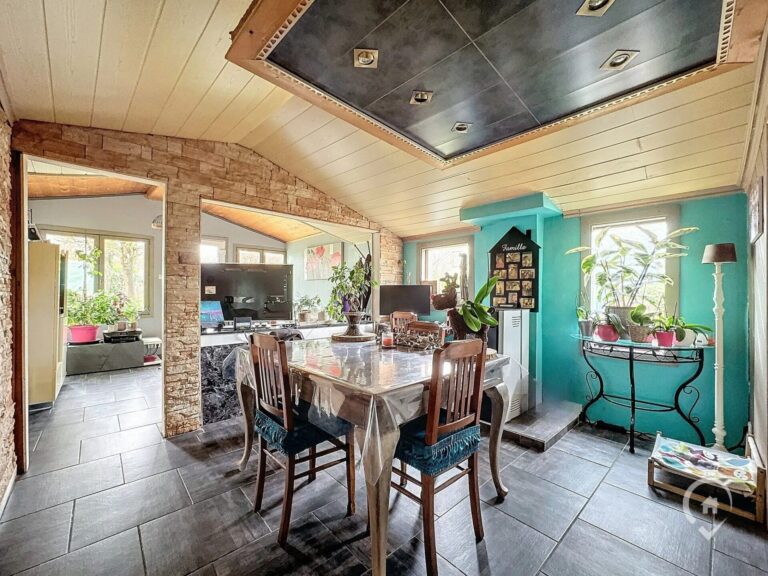 Condrogest - Chalet 1 chambre + terrain à vendre à Hastière
