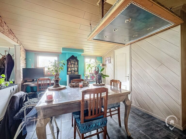 Condrogest - Chalet 1 chambre + terrain à vendre à Hastière