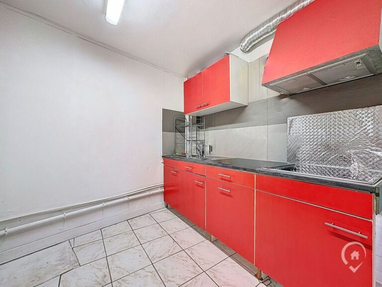 Condrogest - Maison 3 chambres à vendre au centre de Dinant