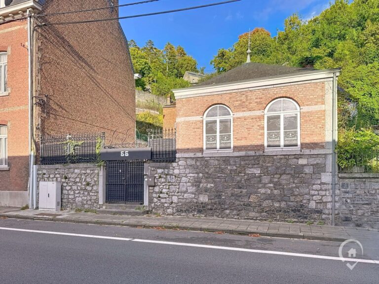 Condrogest - Maison 3 chambres à vendre au centre de Dinant