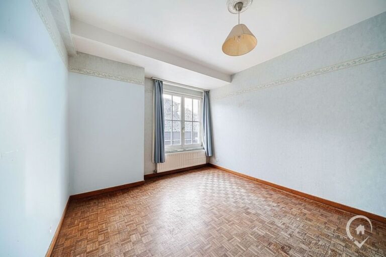 Condrogest - Appartement bord de Meuse 2 chambres à vendre à Dinant