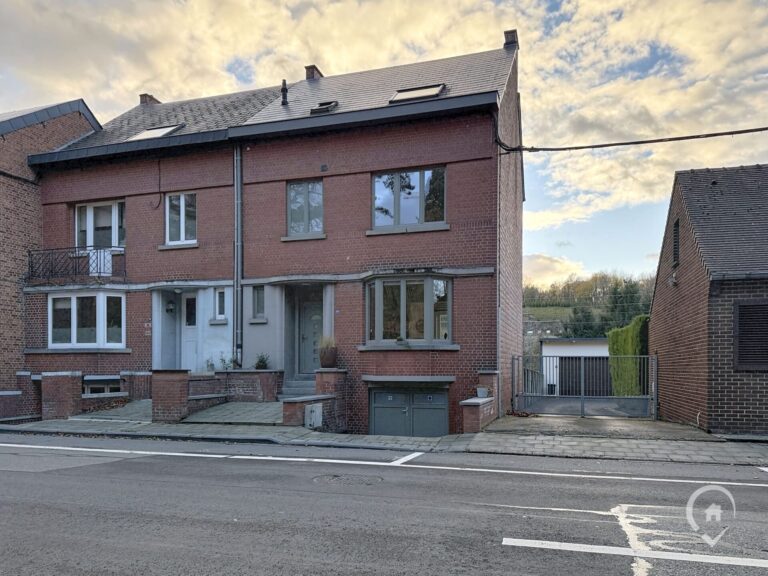 Condrogest - VENDU Maison rénovée 3 chambres avec jardin et terrasse à Ciney