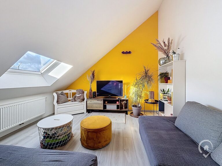 Condrogest - VENDU Maison rénovée 3 chambres avec jardin et terrasse à Ciney