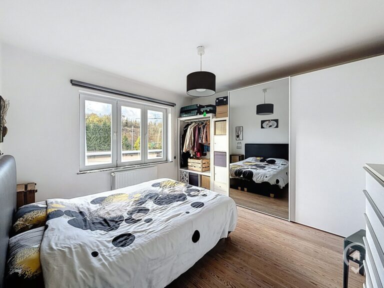 Condrogest - VENDU Maison rénovée 3 chambres avec jardin et terrasse à Ciney
