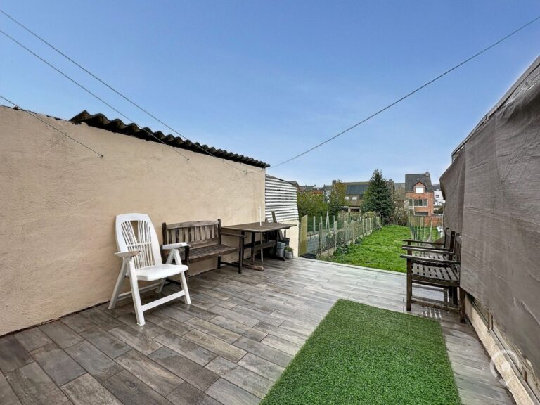 Condrogest - OPTION ! Maison 2 chambres à vendre à Fleurus - louée 700€