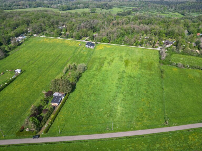 Condrogest - Superbe terrain constructible à vendre à Erezée