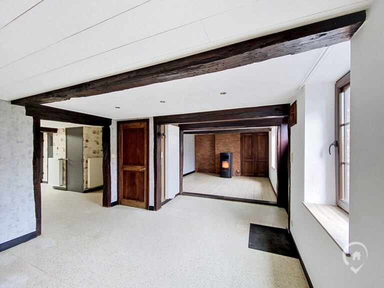 Condrogest - Maison 3 chambres avec jardin à louer à Haversin