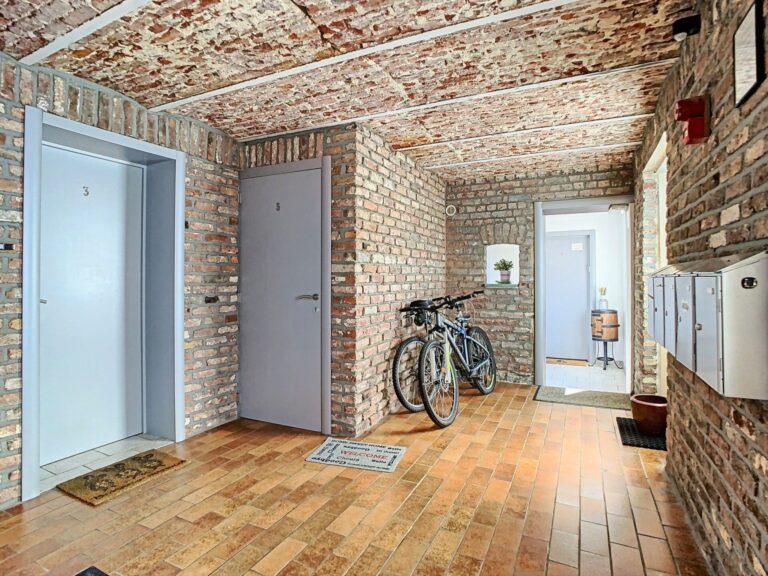 Condrogest - VENDU!! Appartement duplex 2 chambres à vendre à Somme-Leuze