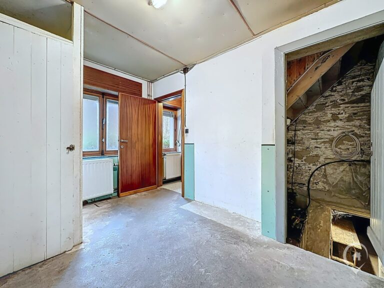 Condrogest - VENDU -Maison 4 façades avec jardin à vendre à Tenneville