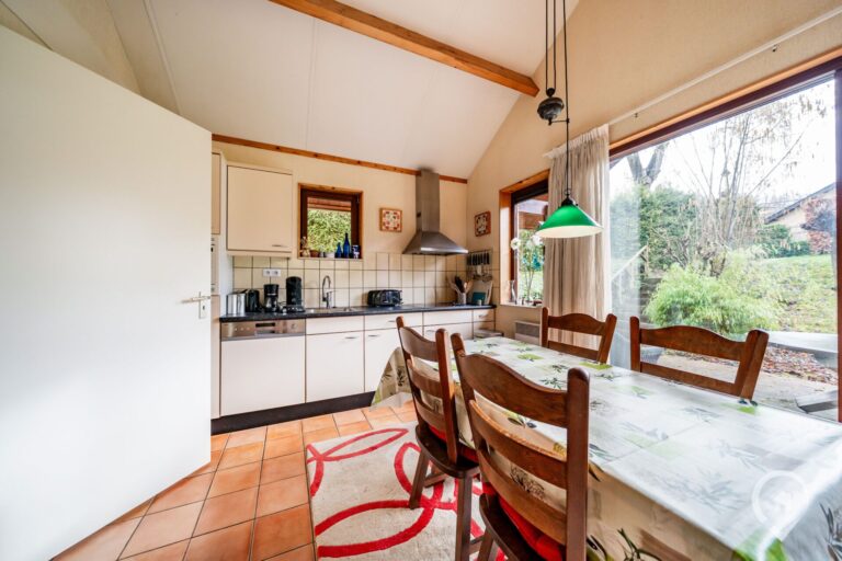 Condrogest - Bungalow avec terrasse plein sud sur les hauteurs de Dinant