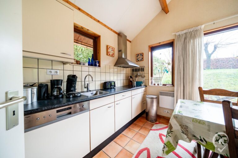 Condrogest - Bungalow avec terrasse plein sud sur les hauteurs de Dinant