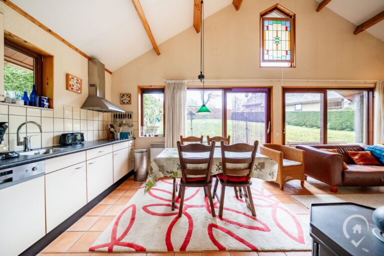 Condrogest - Bungalow avec terrasse plein sud sur les hauteurs de Dinant