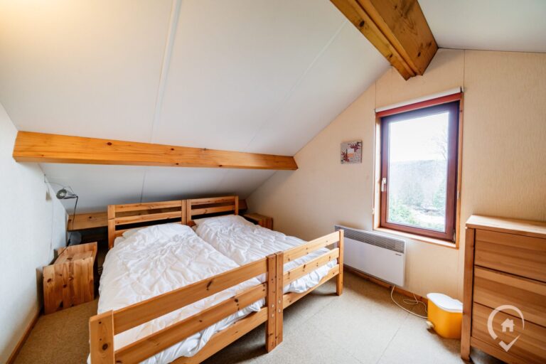 Condrogest - Bungalow avec terrasse plein sud sur les hauteurs de Dinant