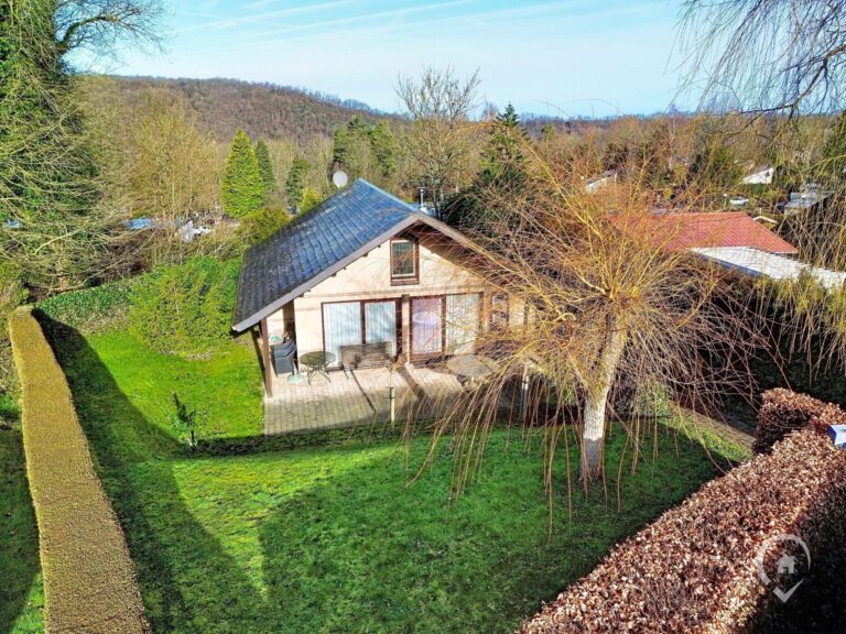 Condrogest - Bungalow avec terrasse plein sud sur les hauteurs de Dinant