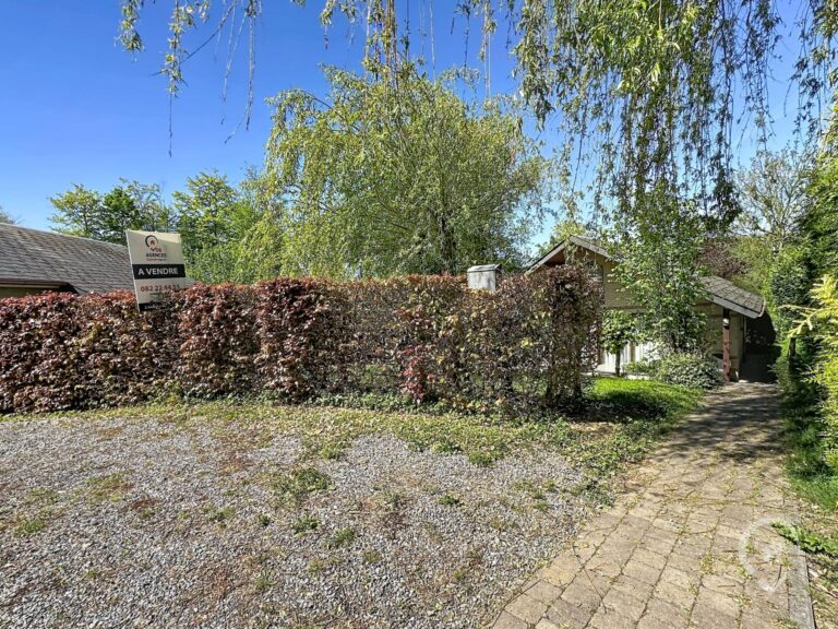 Condrogest - Bungalow avec terrasse plein sud sur les hauteurs de Dinant