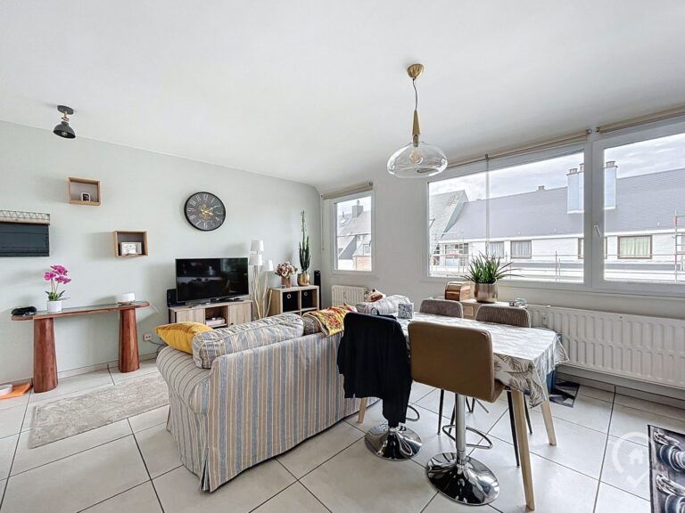 Condrogest - VENDU!! Appartement très lumineux et bien situé à Jambes