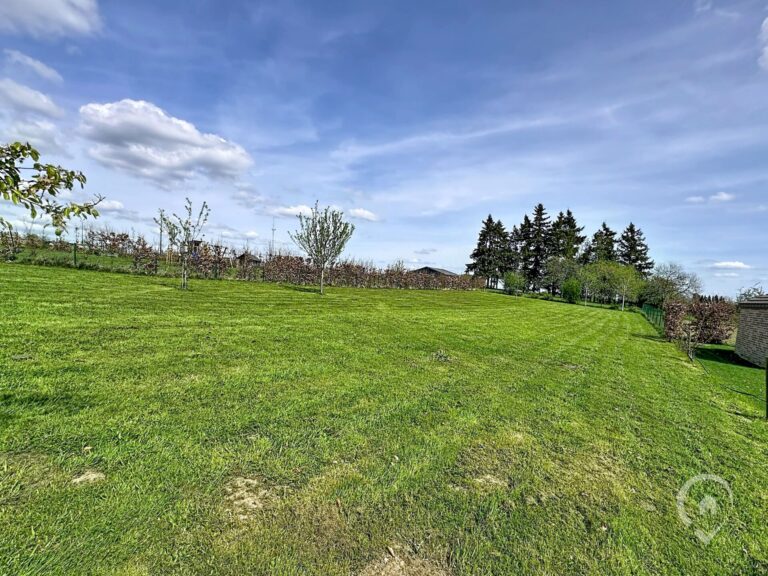 Condrogest - Magnifique parcelle de 18 ares à vendre à Loyers - Dinant